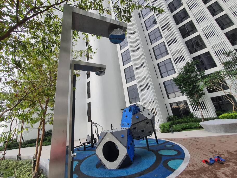 Kota Kinabalu City The Shore - Lucky 7 Homestay Exterior foto