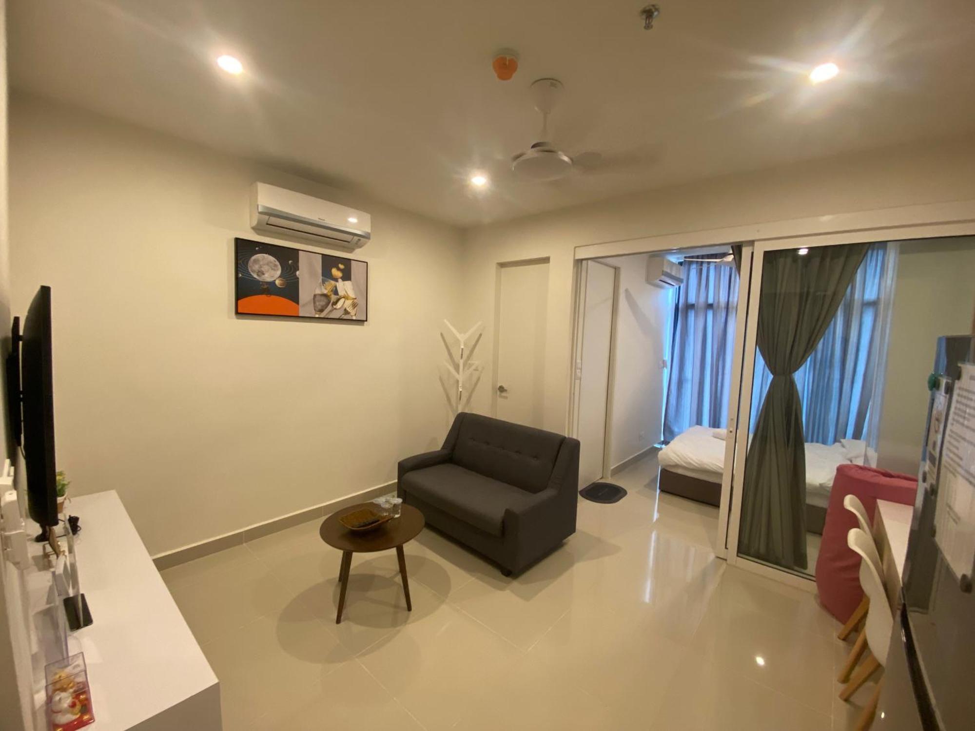 Kota Kinabalu City The Shore - Lucky 7 Homestay Exterior foto
